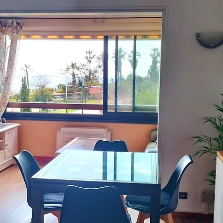 Sea View Flat With Pool & Parking In Six-fours * Six-Fours-les-Plages